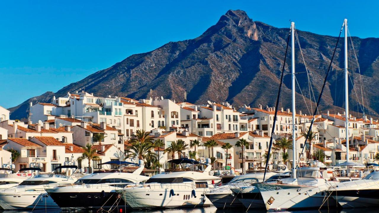 2 Bedroom Apartment Benalmádena Eksteriør billede