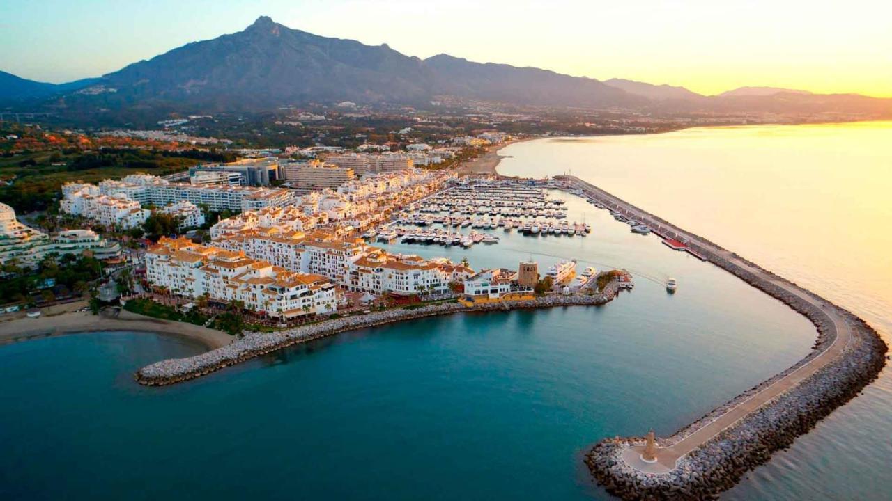 2 Bedroom Apartment Benalmádena Eksteriør billede