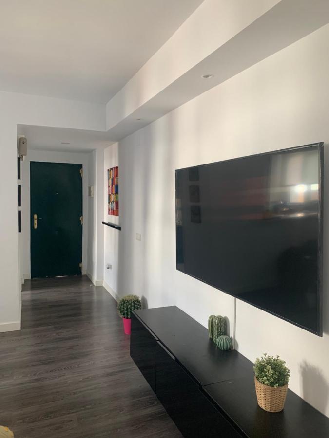2 Bedroom Apartment Benalmádena Eksteriør billede